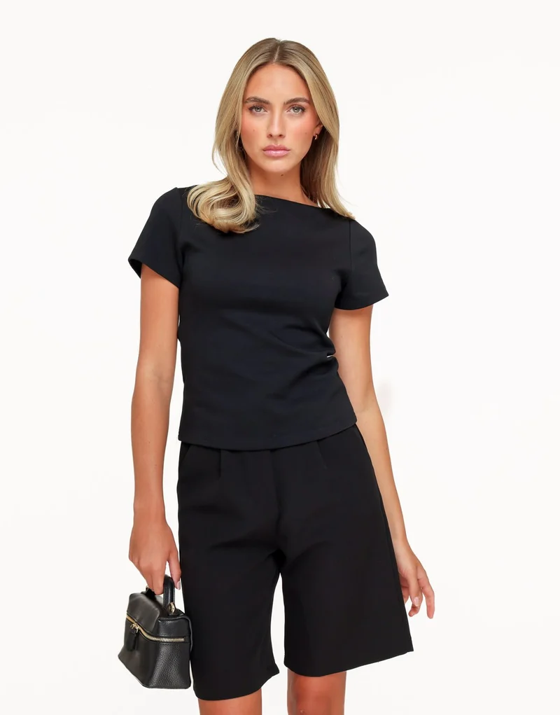 Zwarte Boot Hals SS - Top
