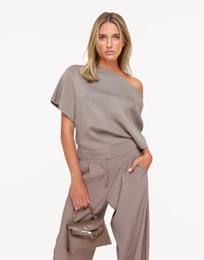 Taupe Gebreide Off Shoulder - Trui