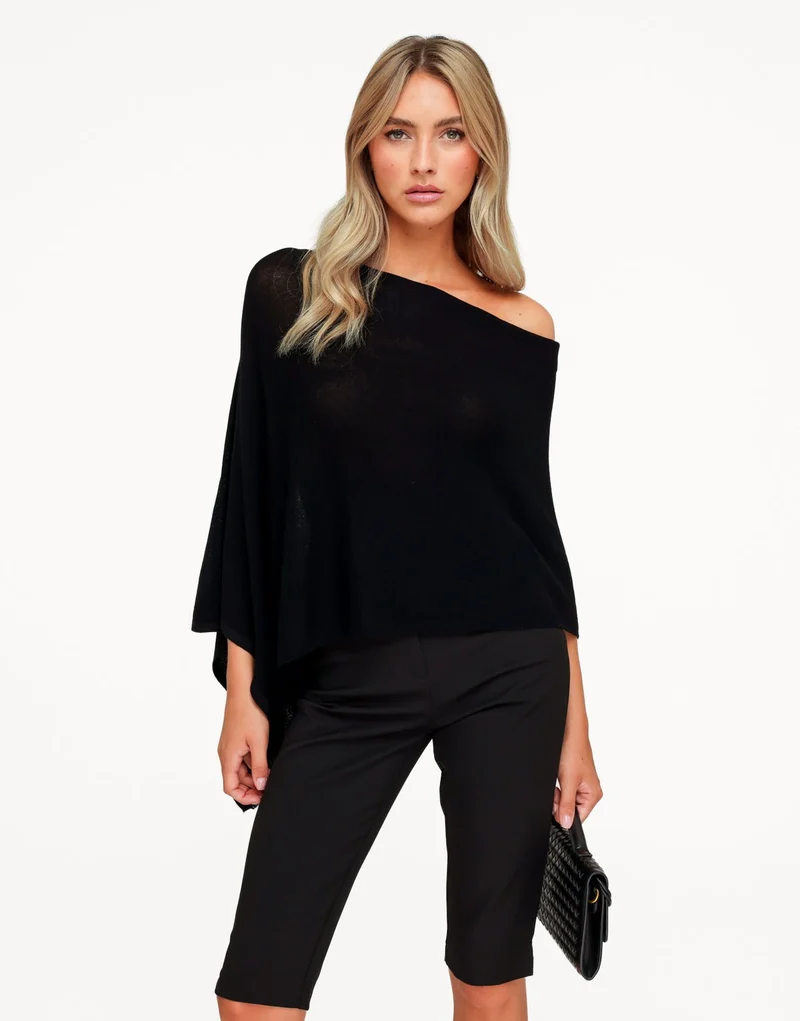 Zwarte Off Shoulder Gebreide Cape - Top