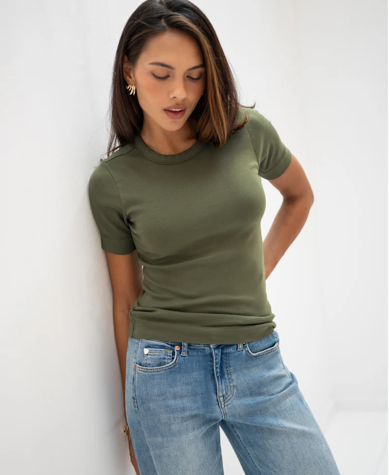 Luxe & soft T-shirt LA MASSY Olijfgroen