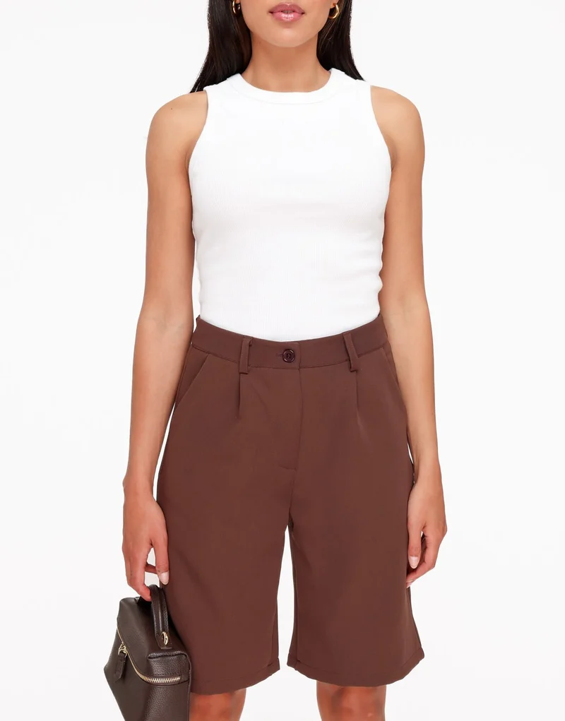 Bruine Edit Lange - Short