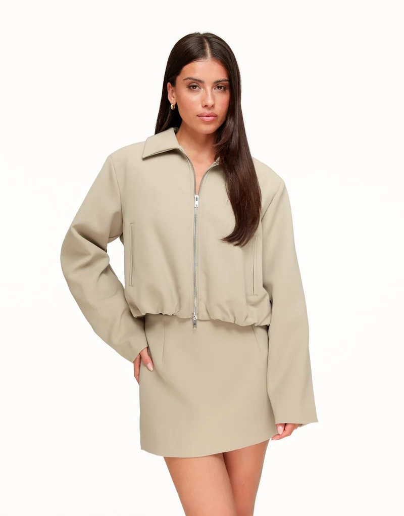 Taupe Premium Achterkant Detail - Jas