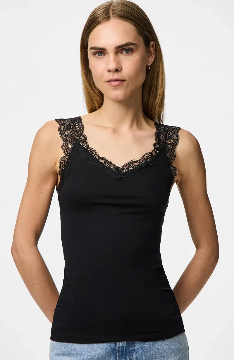 Pieces hemdje met kant - Lace Top - Barbera