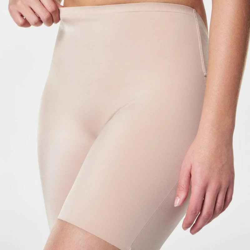 Suit Your Fancy - Low-Back Mid-Thigh 10408R
