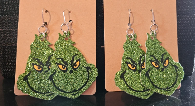Grinch earrings
