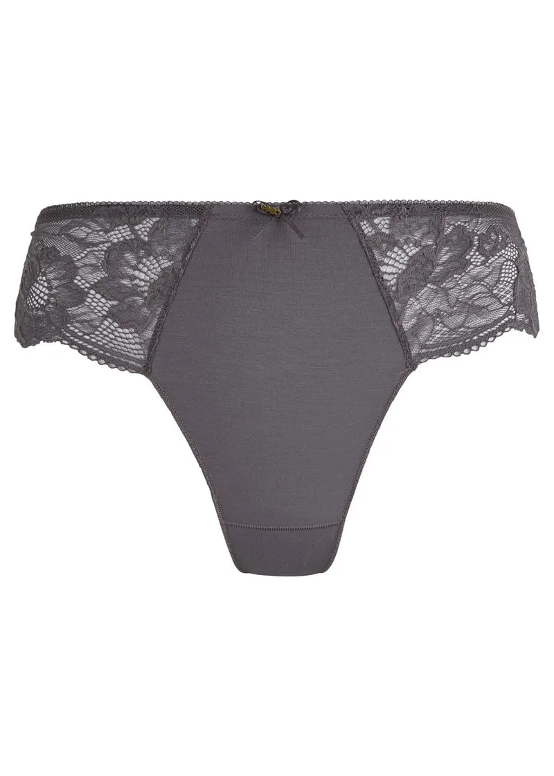 Nina von C dames String - Kant