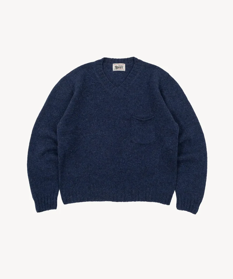 THE V-NECK SHETLAND