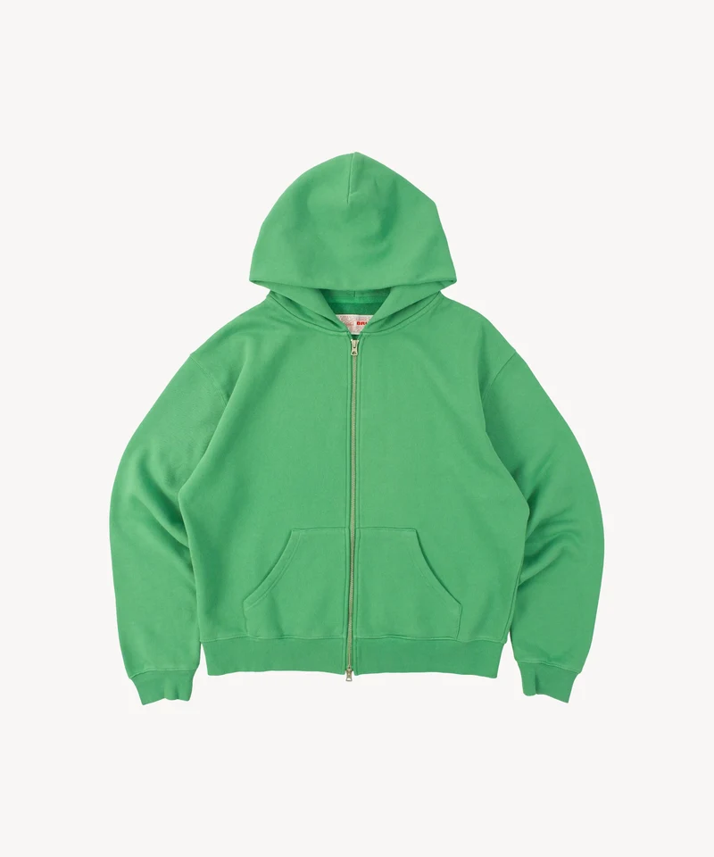THE ZIP SWEAT