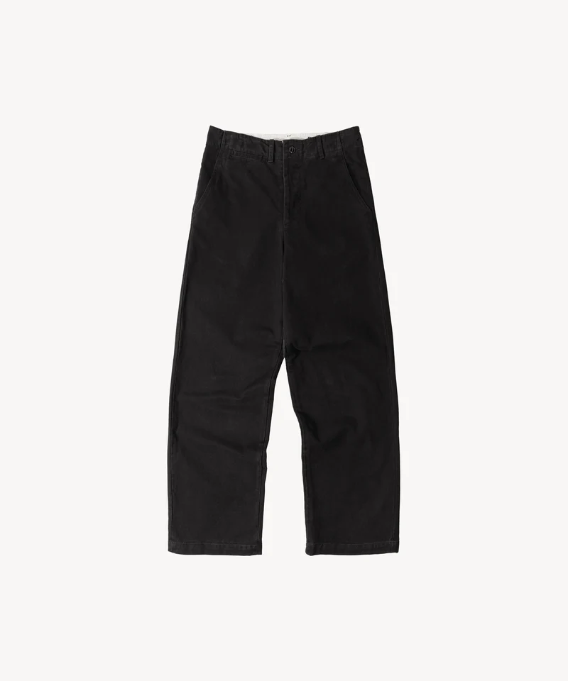 THE UNIFORM CHINO PANTS