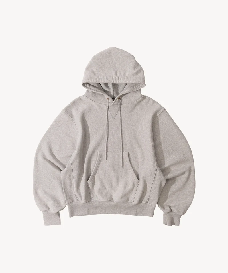 THE CLASSIC HOODIE