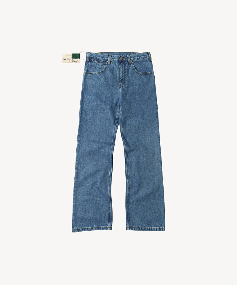 THE FLARE DENIM
