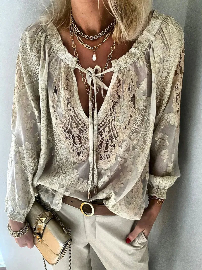 Witte Blouse Dames Unieke Stijl Met Puntige Details Katoen